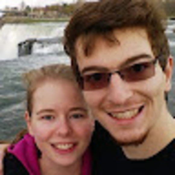 Meet your Posher, Nicole - Picture 1 of 1